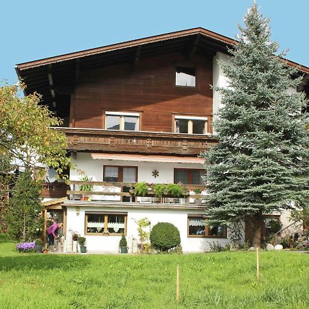 Spacious Apartment In Stumm Tyrol With Balcony 객실 사진